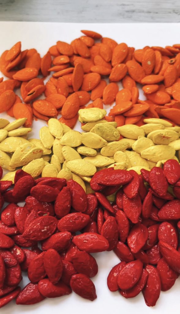 how to color pumpkin seeds